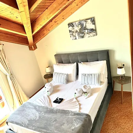Liberator Attic Apartment Argostoli (Kefalonia)